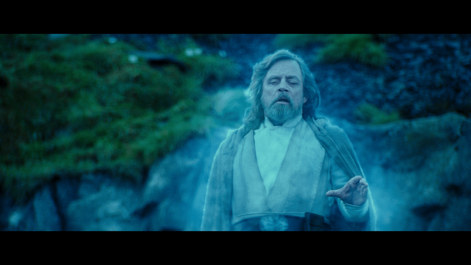 Force Ghost Luke Lift Rise of Skywalker