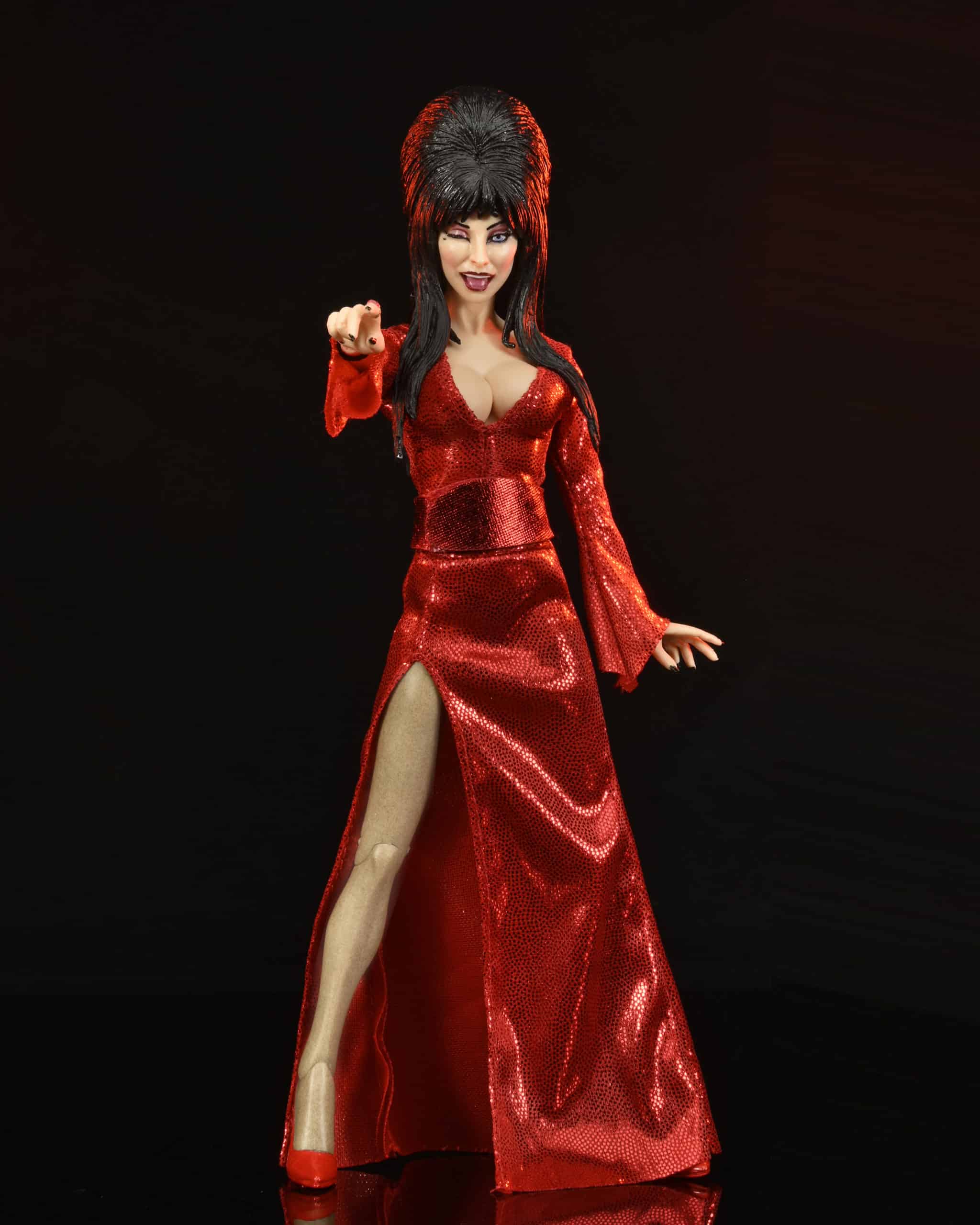 NECA unveils some brand-new Elvira figures! 75