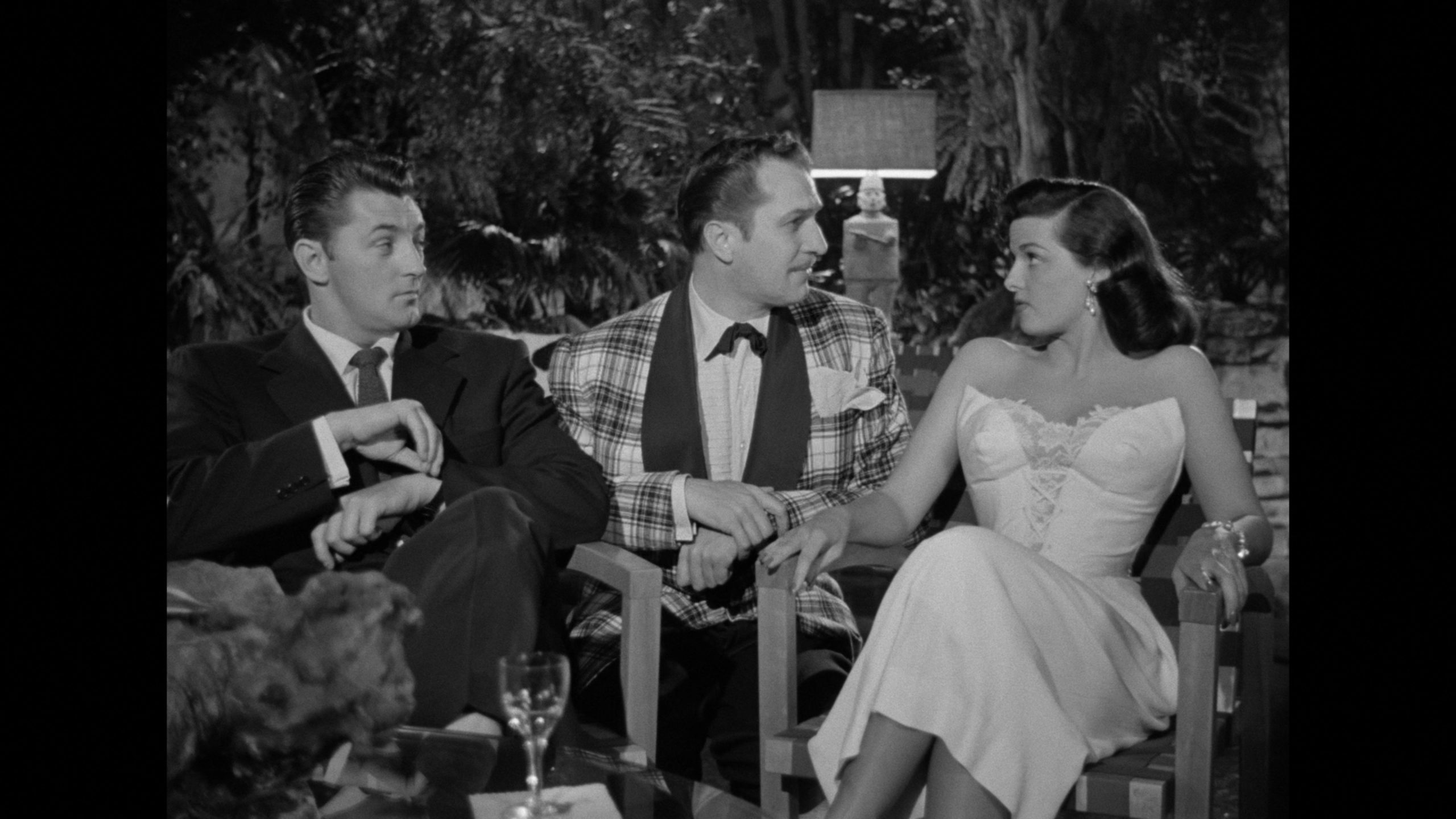 His Kind of Woman (1951) [Warner Archive Blu-ray Review] 20