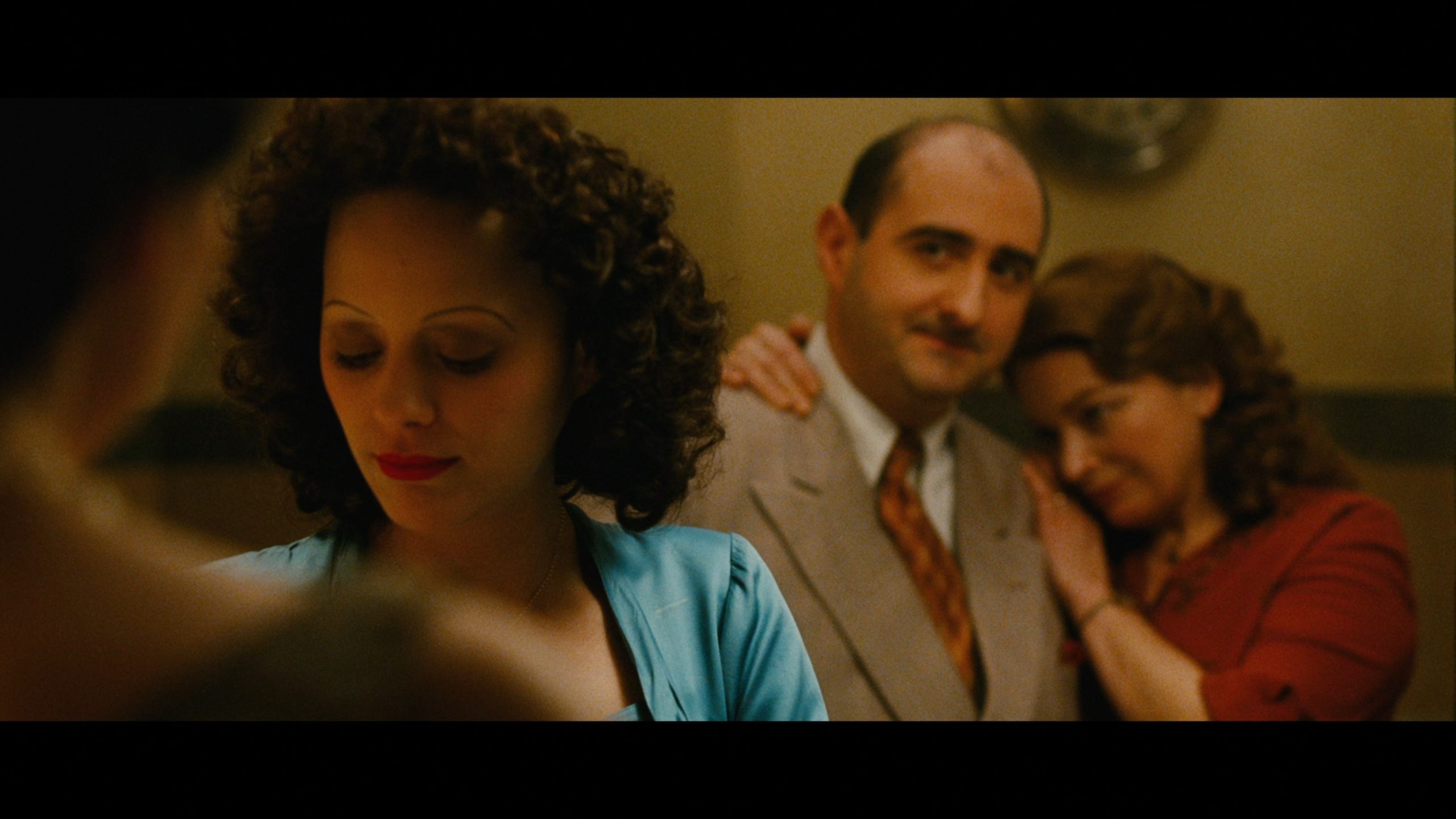 La Vie En Rose (2007) [Warner Archive Blu-ray review] 5
