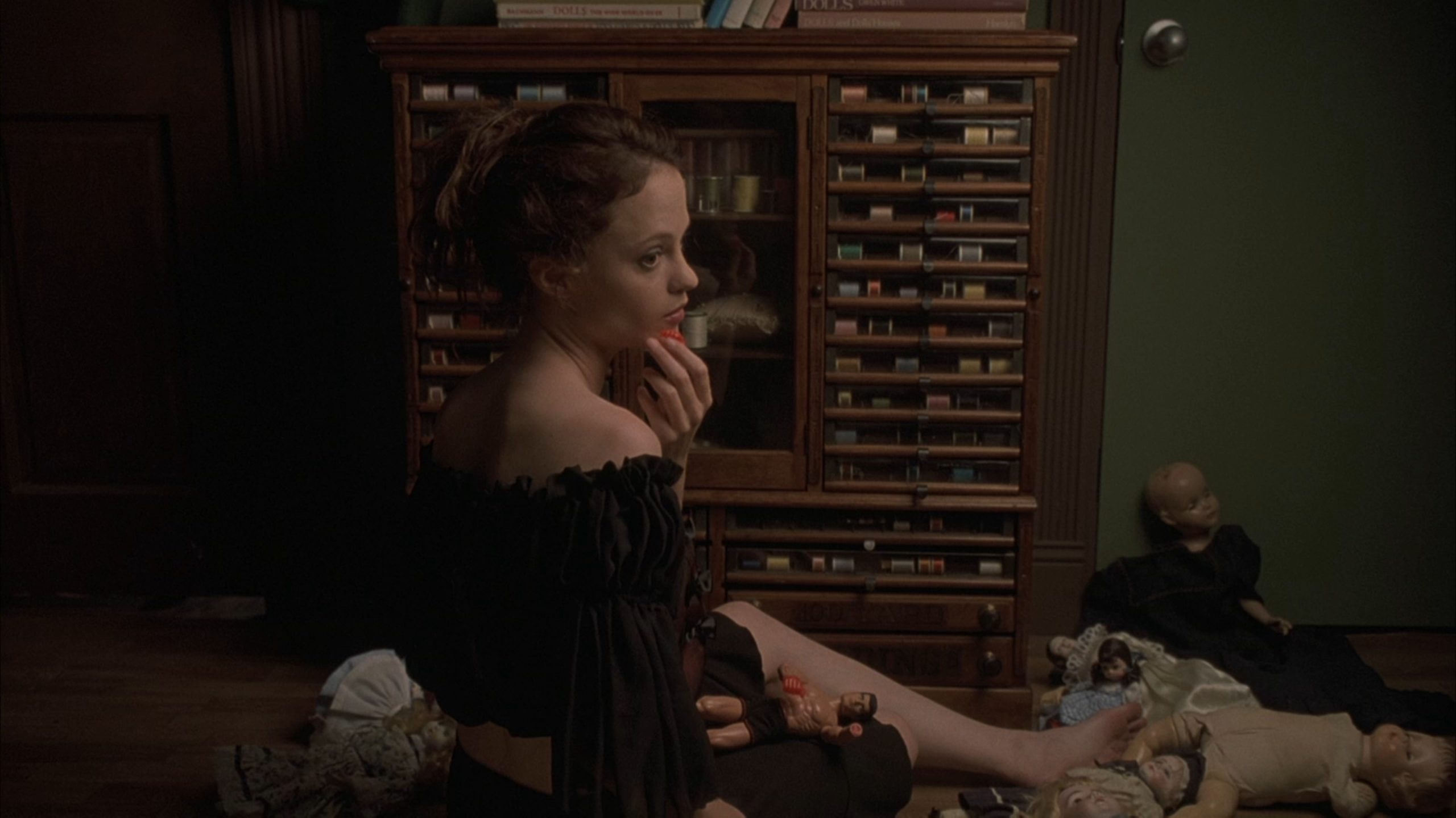 May (2002) [Vestron Video Collector's Series Blu-ray Review] 8